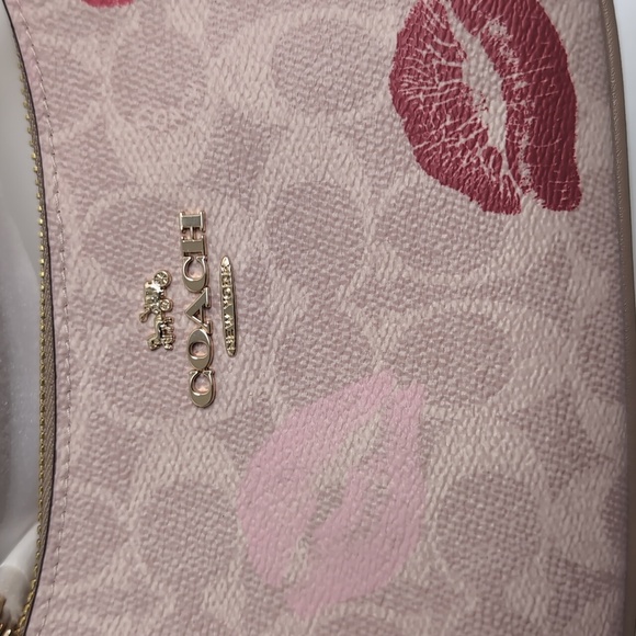 Coach CZ943 Teri Mini Crossbody Bag In Signature Canvas W/Lips Print - Last One - Picture 9 of 14